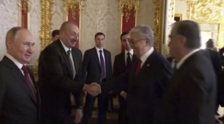 İlham Əliyevin Sankt-Peterburqda həmkarları ilə səmimi GÖRÜŞÜ – VİDEO  