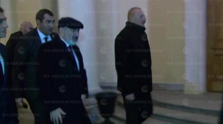 İlham Əliyev və Paşinyan Peterhof sarayını birgə TƏRK ETDİLƏR - VİDEO