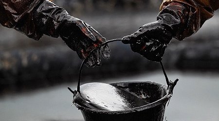 Şirvanda neft quyusundan qaz püskürüb