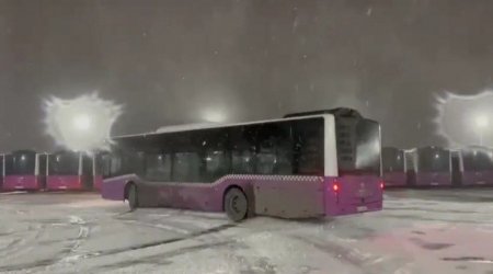 Bakıda “drift” edən avtobus sürücüsü gündəm oldu - VİDEO