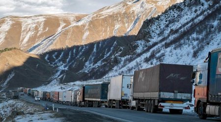 Ermənistanla Rusiya arasında yükdaşımalar dayandı
