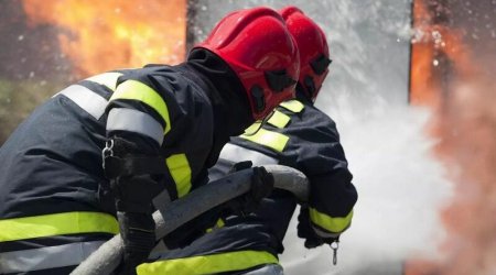 Gəncədə yaşayış binasında YANĞIN: 10 nəfər təxliyə olundu - Zəhərlənən var 