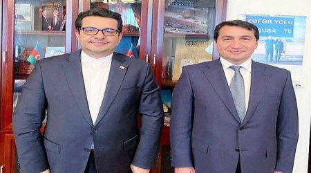 Azərbaycanla İran arasında münasibətlərin gələcək perspektivləri müzakirə edilib - FOTO