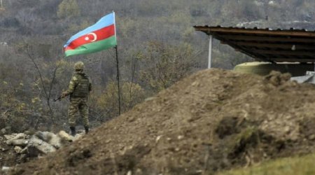 Azərbaycan-Ermənistan şərti sərhədində mövcud əməliyyat şəraiti təhlil edilib