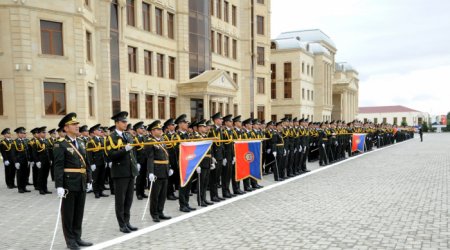 Daxili Qoşunların hərbi qulluqçularına medallar verildi - SİYAHI