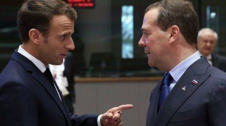 Medvedev Makronu qorxaq ADLANDIRDI: “Yazıq Fransa!” - FOTO