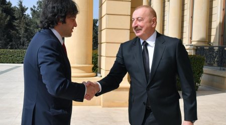 Azərbaycan Prezidenti və Gürcüstan Baş nazirinin təkbətək görüşü keçirilib