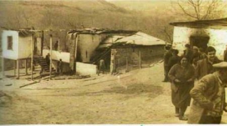 Bağanis-Ayrım soyqırımından 34 il ötür - FOTO