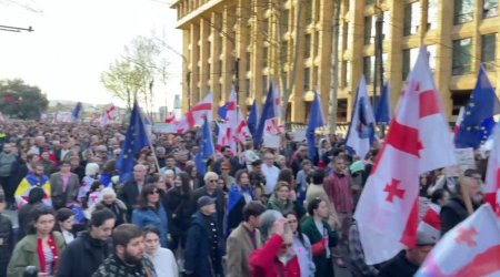 Gürcüstanda “xarici agentlər” haqqında qanuna görə etirazlar BAŞLADI - VİDEO 