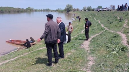 Kürdə batan altı yaşlı uşaq və atasının axtarışları davam edir - FOTO/VİDEO