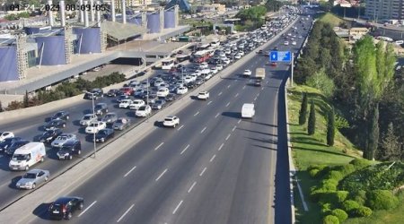 Bakının bir sıra küçələrində sıxlıq var - SİYAHI/FOTO