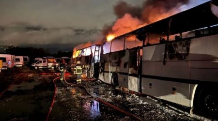 Türkiyədə 15 avtobus külə döndü - FOTO