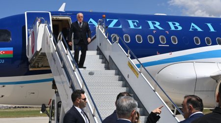 Əli Əsədov Türkiyəyə getdi – FOTO  
