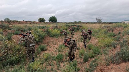 Hərbi vəzifəlilərin təlim toplanışında növbəti tapşırıqlar icra edilir - FOTO/VİDEO