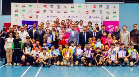 Məktəblilər arasında badminton üzrə yarış keçirildi – FOTO  