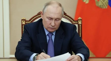 Putin müşaviri Vladimir Tolstoyu işdən çıxardı - Yerinə isə… - FOTO