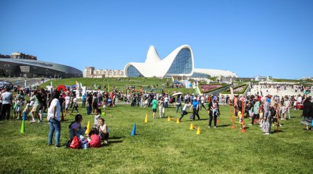 Heydər Əliyev Mərkəzinin parkında Uşaq festivalı təşkil olunacaq - FOTO