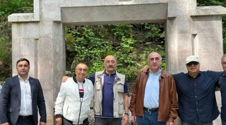 Elmar Məmmədyarovla türkiyəli qonaq arasında Şuşada MARAQLI DİALOQ: “Mən tarixdə qalmışam” - FOTO/VİDEO