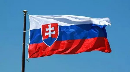 Slovakiyanın DİN başçısı partiya sədri seçilib