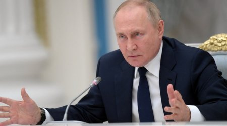 “Şimal-Cənub Nəqliyyat Dəhlizi ehtiyac duyulan beynəlxalq dəhlizə çevrilə bilər” - Putin