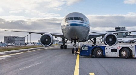 Türkiyədə qum fırtınası və leysan, Antalya aeroportunda uçuşlar LƏĞV EDİLDİ - VİDEO