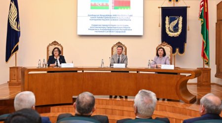 Sahibə Qafarovaya Belarus Dövlət Universitetinin Fəxri professoru adı verilib - FOTO