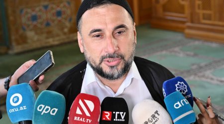 Təzəpir məscidinin imamı: “Mağazalarda kəsilmiş heyvan ətinin qurbanlıq adı ilə satışı şəriətə uyğun deyil”