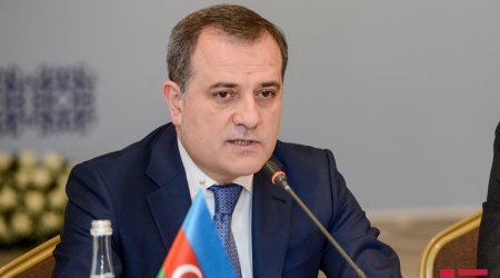 Ceyhun Bayramov: “Ermənistanla sülh sazişinin imzalanması istiqamətində müzakirələr davam edir”