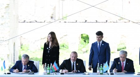 Şuşada TDT-nin liderləri Qarabağ Bəyannaməsini İMZALAYIBLAR - FOTO