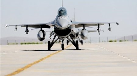 F-16 döyüş təyyarələri bu yay Ukrayna səmasında uçacaq - Blinken