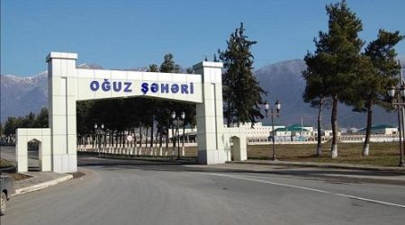 Oğuzda qızına cehiz almağa gedən ata bazarda dava saldı