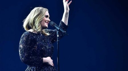 Adele Olimpiadaya görə konsertini yarımçıq kəsdi