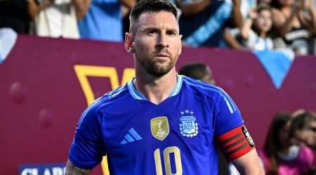 Lionel Messi yaşıl meydanlara dönür - Uzun fasilədən sonra