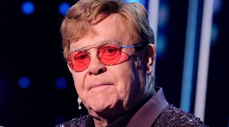 Elton Conun bir gözü kor olub - FOTO