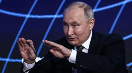 Putin: "Ukraynanı yadplanetlilər idarə edir" - VİDEO