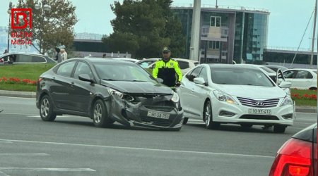 Qadın sürücü Azneft dairəsində QƏZA TÖRƏTDİ – FOTO