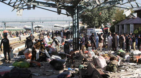 Pakistanda dəmir yolu stansiyasında PARTLAYIŞ: 24 ölü, 44 yaralı - FOTO/VİDEO