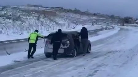 Buz bağlayan Bakı-Şamaxı yolunda SON DURUM – VİDEO