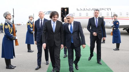 Gürcüstanın Baş naziri Azərbaycana GƏLDİ - FOTO