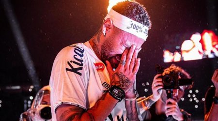 Neymar təqdimat mərasimində AĞLADI - FOTO