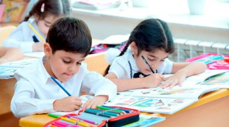 Bu gün məktəblərdə dərslər başladı
