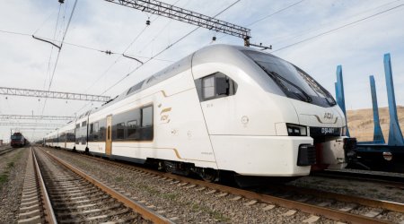 Bakıdan Xırdalana yeni qatar istifadəyə verildi - FOTO