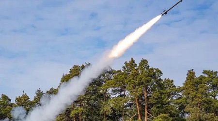 İran yeni ballistik raketini SINAQDAN KEÇİRDİ