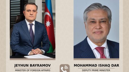 Ceyhun Bayramov Pakistanın Baş nazirinin müavini ilə DANIŞDI