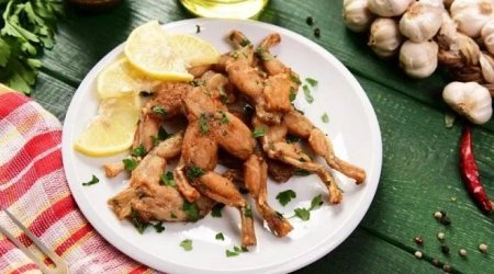 Qurbağa əti ilə bağlı yayılan məlumatlarla əlaqədar rəsmi qurumdan AÇIQLAMA