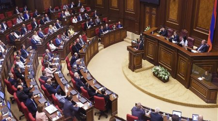Paşinyanın partiyasından Rusiyaya ETİRAZ: Qələbənin 80 illiyi ilə bağlı layihə rədd edildi