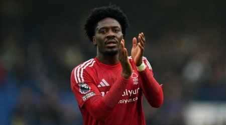 “Beşiktaş” İngiltərə klubunun müdafiəçisini TRANSFER etmək istəyir