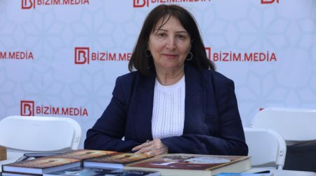 Zeynəb Cəmaləddinin imza günü baş tutdu – FOTO