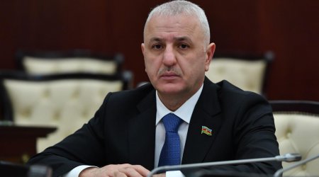 "Zirvə görüşünün Laçında keçirilməsinin özü bir mesajdır"