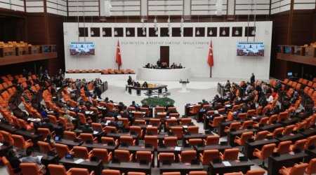 Türkiyə parlamentində bu gün sədr seçkiləri keçiriləcək – 5 namizəd var